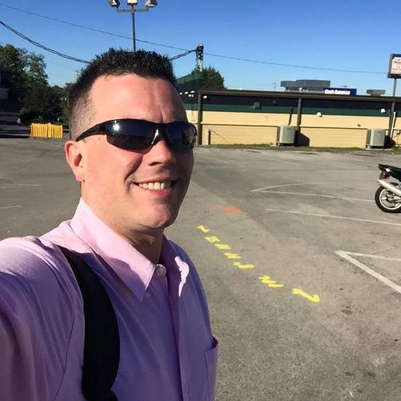 Meet your Posher, Alex - Picture 1 of 1